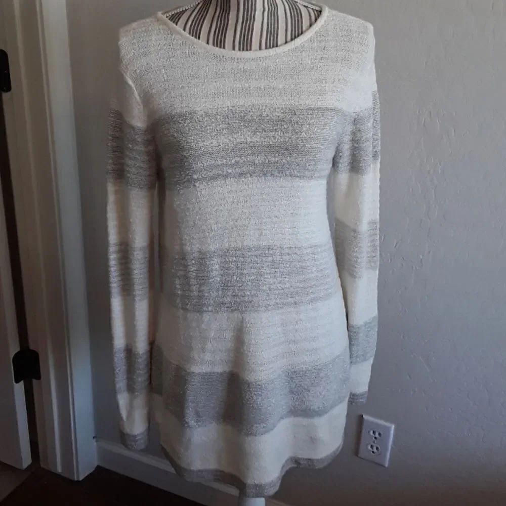Calvin Klein Lightweight Striped Pullover Off White Gray Sweater
